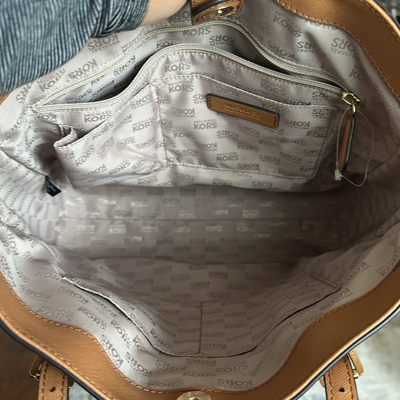 Michael Kors Tote - Picture 5 of 7